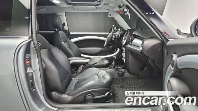 Mini Cooper S 2세대, 2009 10