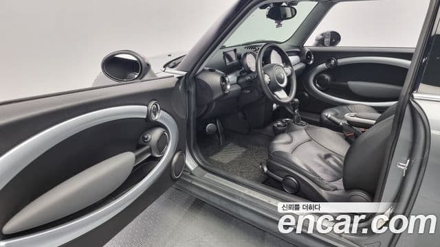 Mini Cooper S 2세대, 2009 11
