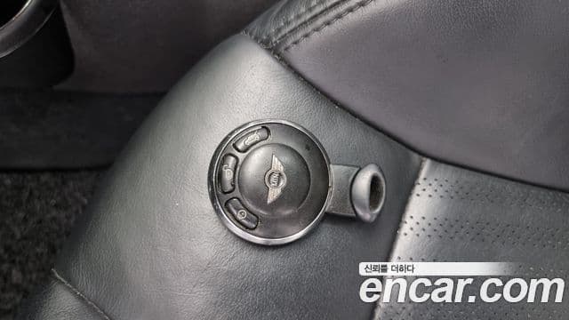 Mini Cooper S 2세대, 2009 18