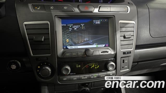 KG모빌리티(SsangYong) Korando 투리스모 4WD RT 9인승, 2015 14