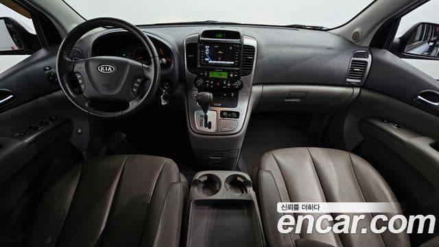 Kia Carnival R R Special, 2011 7