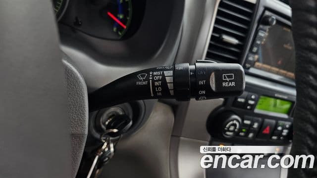 Kia Carnival R R Special, 2011 15