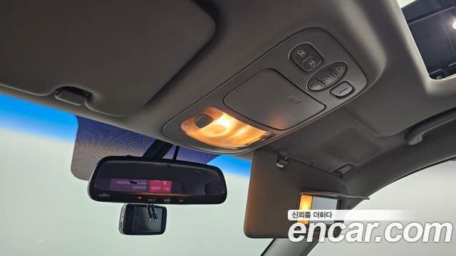 Kia Carnival R R Special, 2011 18