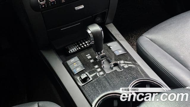 Kia Mohave 4WD KV300, 2015 9