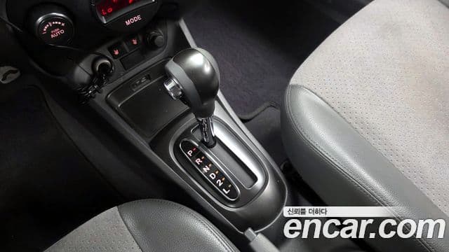 Kia Pride(новый кузов / новое поколение) 4DR 1.6 CVVT SLX, 2010 9