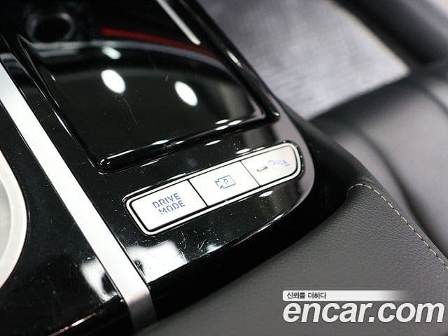 Genesis G80 (RG3) бензин 2.5 турбо AWD, 2021 11