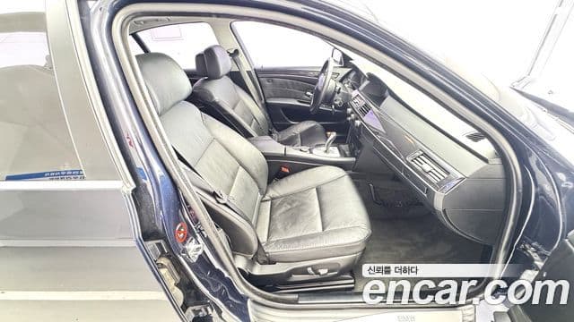 BMW 5시리즈 (E60) 520i седан, 2008 14