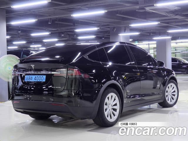 Tesla модель X Long Range, 2020 2