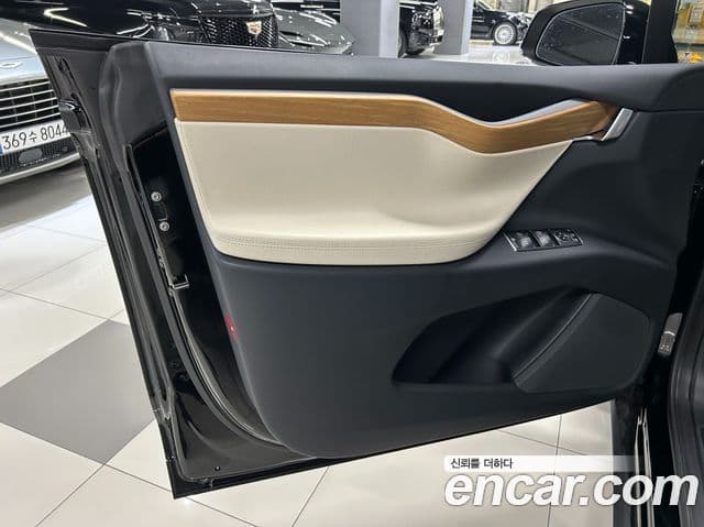 Tesla модель X Long Range, 2020 7