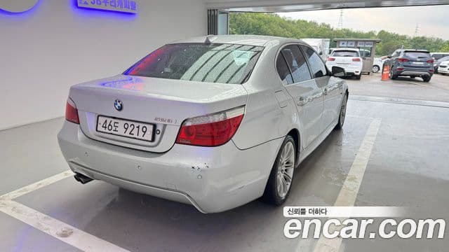 BMW 5시리즈 (E60) 528i седан SE, 2010 4