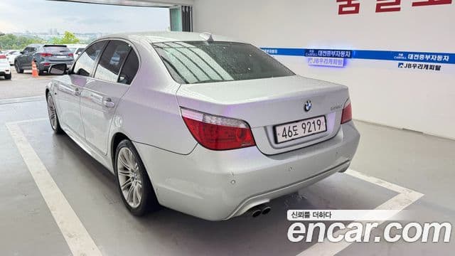 BMW 5시리즈 (E60) 528i седан SE, 2010 6