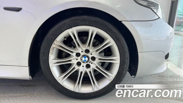 BMW 5시리즈 (E60) 528i седан SE, 2010 10