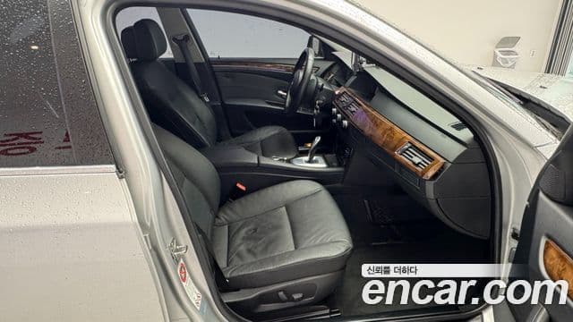 BMW 5시리즈 (E60) 528i седан SE, 2010 13
