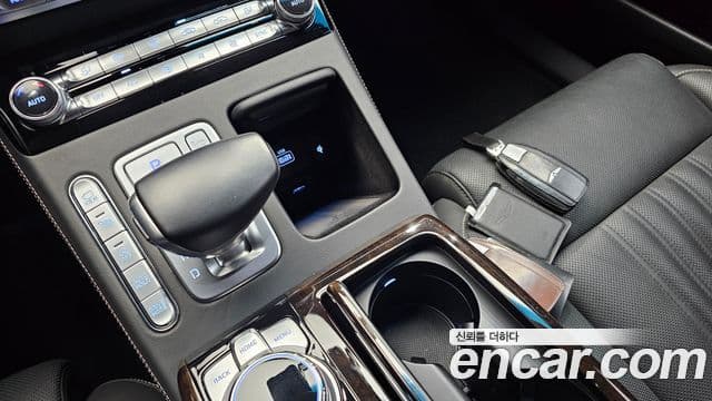 Genesis G90 Luxury, 2019 9