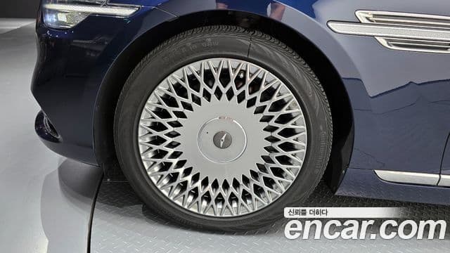 Genesis G90 Premium Luxury, 2019 все фото