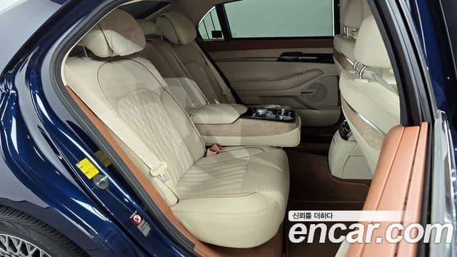 Genesis G90 Premium Luxury, 2019 12