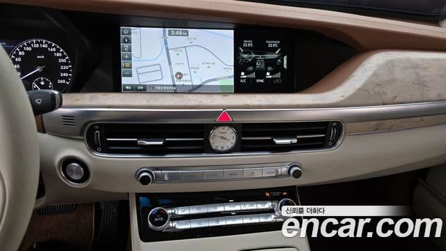 Genesis G90 Premium Luxury, 2019 15