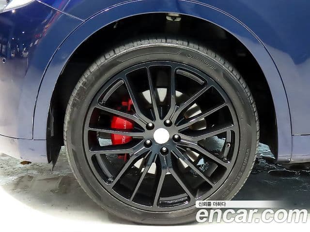 Maserati Levante 3.0 дизель AWD GranSport, 2017 все фото