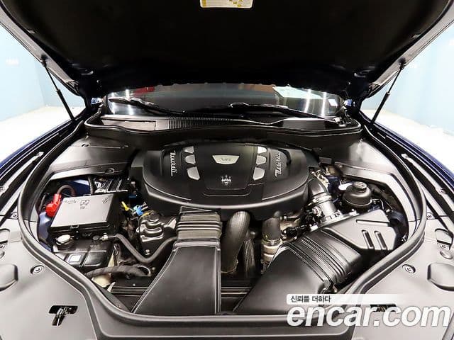 Maserati Levante 3.0 дизель AWD GranSport, 2017 6