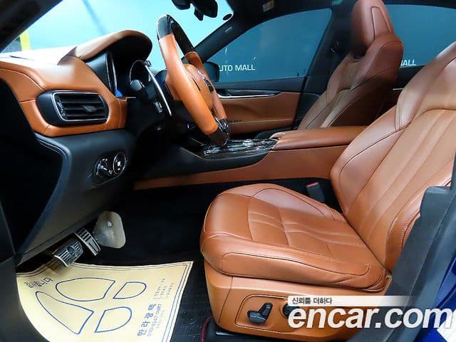 Maserati Levante 3.0 дизель AWD GranSport, 2017 10