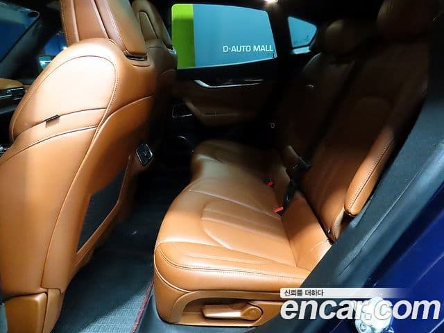 Maserati Levante 3.0 дизель AWD GranSport, 2017 11