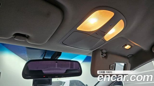 Hyundai YF Sonata чёрный, 2011 18