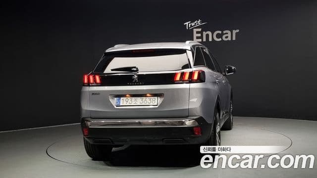 Peugeot 3008 2세대 1.6 BlueHDi Allure, 2017 4