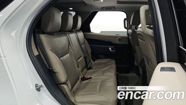 Land Rover Discovery 5 2.0 SD4 SE, 2018 11