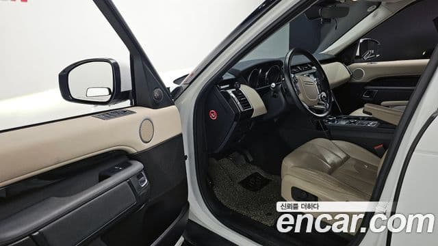 Land Rover Discovery 5 2.0 SD4 SE, 2018 12