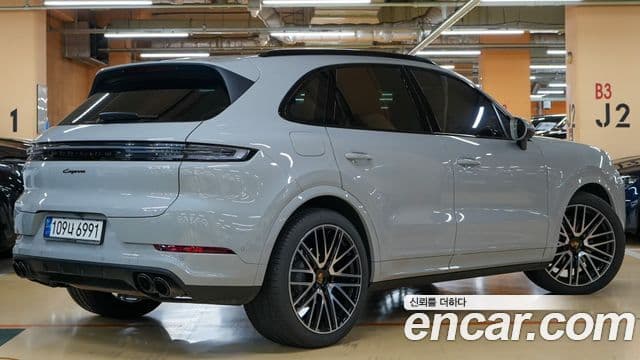 Porsche Cayenne (PO536), 2024 2