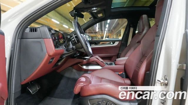 Porsche Cayenne (PO536), 2024 все фото