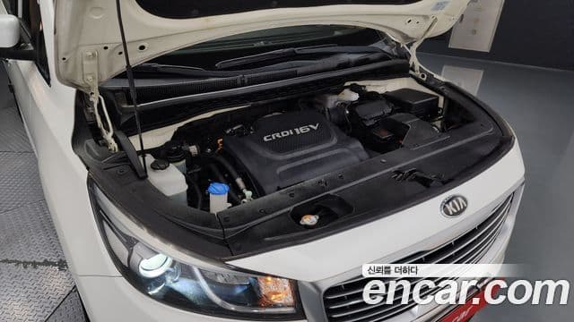 Kia All New Carnival Luxury, 2017 6