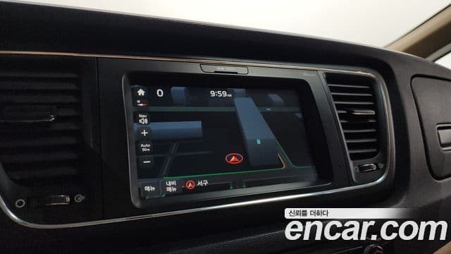 Kia All New Carnival Luxury, 2017 14