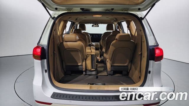 Kia All New Carnival Luxury, 2017 20