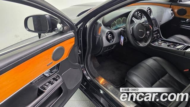 Jaguar All New XJ X351, 2013 12