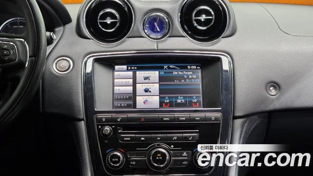 Jaguar All New XJ X351, 2013 16