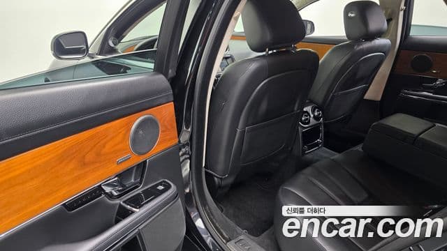 Jaguar All New XJ X351, 2013 18