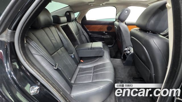 Jaguar All New XJ X351, 2013 19