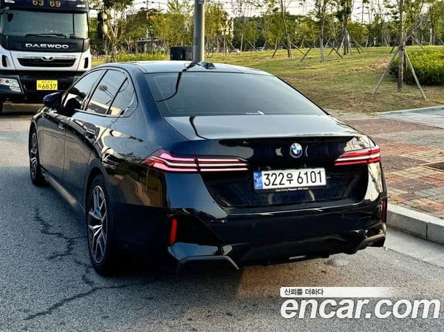 BMW 5시리즈 (G60) 520i M Sport, 2024 4