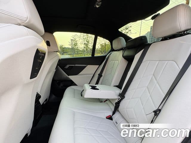 BMW 5시리즈 (G60) 520i M Sport, 2024 10