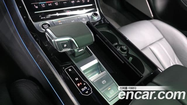 Audi A8 (D5) 55 TFSI Quattro Premium LWB, 2023 9