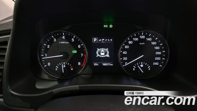 Hyundai Avante AD Modern, 2016 8