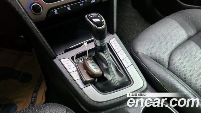 Hyundai Avante AD Modern, 2016 9