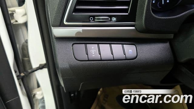 Hyundai Avante AD Modern, 2016 15