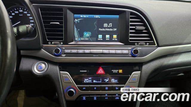 Hyundai Avante AD Modern, 2016 18