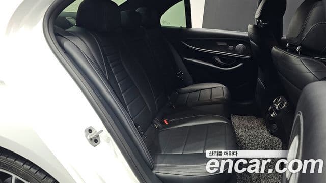 Mercedes-Benz E-класс W213 AMG Line, 2021 11