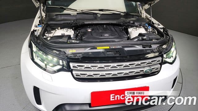 Land Rover Discovery 5 3.0 SD6 HSE, 2019 6