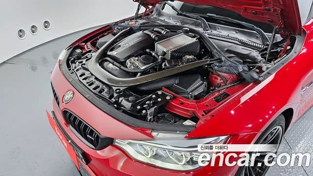 BMW M4 (F82) M4 кабриолет Paintwork Edition, 2017 6