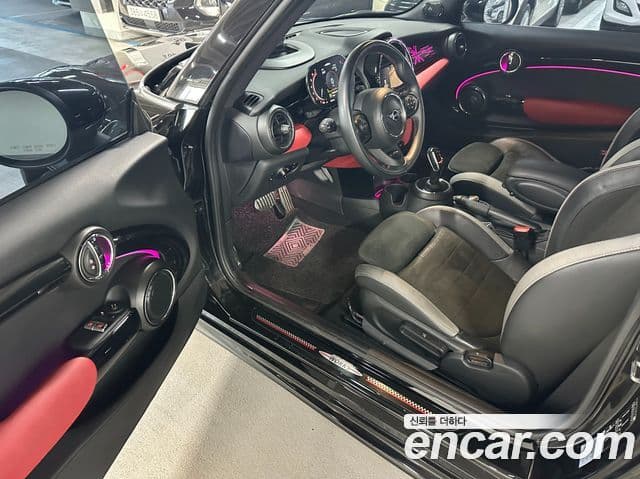 Mini Cooper S 3세대, 2021 16