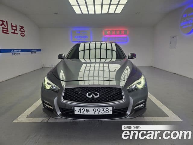 Infiniti Q50 Exclusive, 2015 1